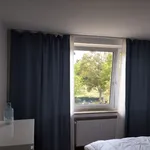 Rent 1 bedroom apartment of 52 m² in Dusseldorf