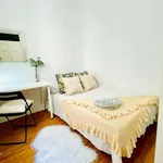 Rent a room of 180 m² in Madrid