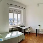 Rent 3 bedroom apartment of 100 m² in Turin