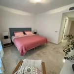 Alquilo 2 dormitorio apartamento de 89 m² en Puerto Banús