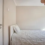 Rent 4 bedroom apartment in Lisbon