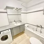 Rent 2 bedroom apartment in Woluwé-Saint-Pierre