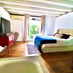 Rent 1 bedroom apartment of 90 m² in barcelona