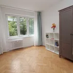 Pronajměte si 2 ložnic/e byt o rozloze 56 m² v Prague