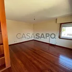 Rent 3 bedroom house of 230 m² in Vila Nova de Gaia