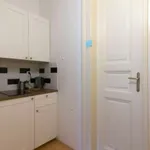 Pronajměte si pokoj o rozloze 90 m² v Prague