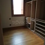 Rent 4 bedroom house of 235 m² in Altavilla Vicentina