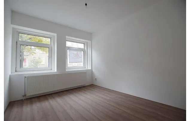 Huur 3 slaapkamer appartement van 57 m² in Rotterdam