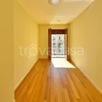 Rent 4 bedroom apartment of 150 m² in Milano