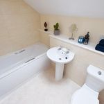 Rent 2 bedroom flat in East Midlands