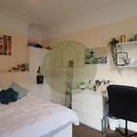 Rent 5 bedroom house in Leeds