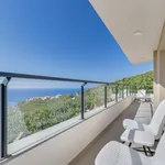 Rent 2 bedroom apartment of 120 m² in Câmara de Lobos