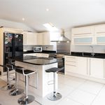 Rent 5 bedroom house in Stratford-on-Avon