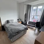 Rent 6 bedroom house in Wales