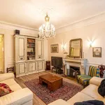 Rent 2 bedroom apartment of 90 m² in paris