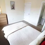 Rent 5 bedroom house in Doncaster