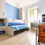 Rent 2 bedroom apartment of 80 m² in rome