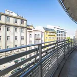 Rent 5 bedroom apartment in Lisbon