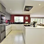 Rent 5 bedroom house in South East England