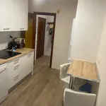 Rent a room of 90 m² in Móstoles