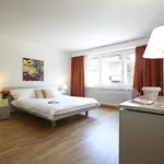 Miete 1 Schlafzimmer wohnung von 646 m² in Zurich