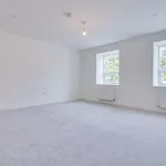 Rent 4 bedroom house in West Yorkshire