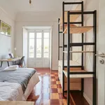 Rent 7 bedroom apartment in Lisbon