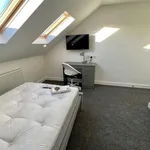 Rent 5 bedroom house in West Midlands