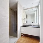 Rent 3 bedroom apartment of 68 m² in Paris