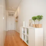 Rent 1 bedroom apartment of 60 m² in Porto