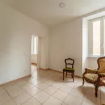 Rent 4 bedroom apartment of 150 m² in Roma