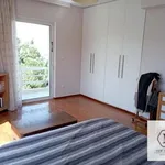 Rent 3 bedroom apartment of 200 m² in Eksoni