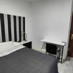 Rent a room of 55 m² in Madrid