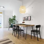 Miete 2 Schlafzimmer wohnung von 69 m² in Berlin