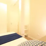 Rent a room of 80 m² in madrid