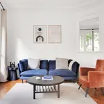 Appartement de 71 m² avec 3 chambre(s) en location à Paris