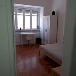 Rent 5 bedroom apartment in Lisbon