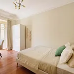 Rent a room of 185 m² in Lisboa