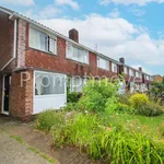 Property to rent in Birchen Grove, Luton LU2