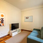 Rent 3 bedroom apartment in Porto