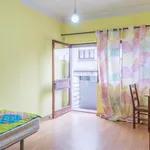 Rent 3 bedroom apartment in Porto