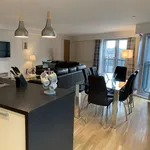 Rent 2 bedroom flat of 915 m² in Glasgow