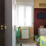 Rent a room of 80 m² in madrid