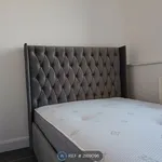 Rent 2 bedroom flat in Scotland