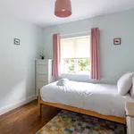 14 Glencairn Lawn, The Gallops, Dublin, D18 F8P3, Ireland, Dublin - Amsterdam Apartments for Rent