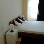 Rent 3 bedroom apartment in Lisbon