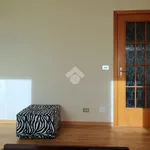 Rent 3 bedroom house of 90 m² in Pradamano