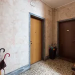 Rent a room of 70 m² in milan