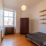 Rent 3 bedroom apartment in Edinburgh