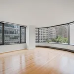 Rent 1 bedroom apartment of 93 m² in New York